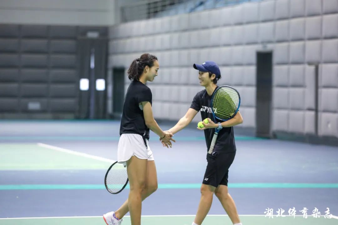 比赛中更加 比赛中更加